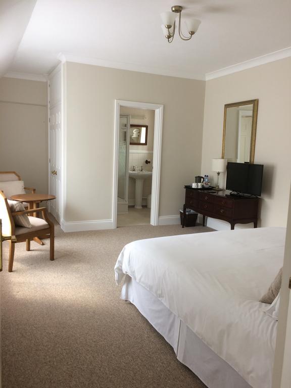 Little Manor Bed & Breakfast Cheltenham Exterior foto