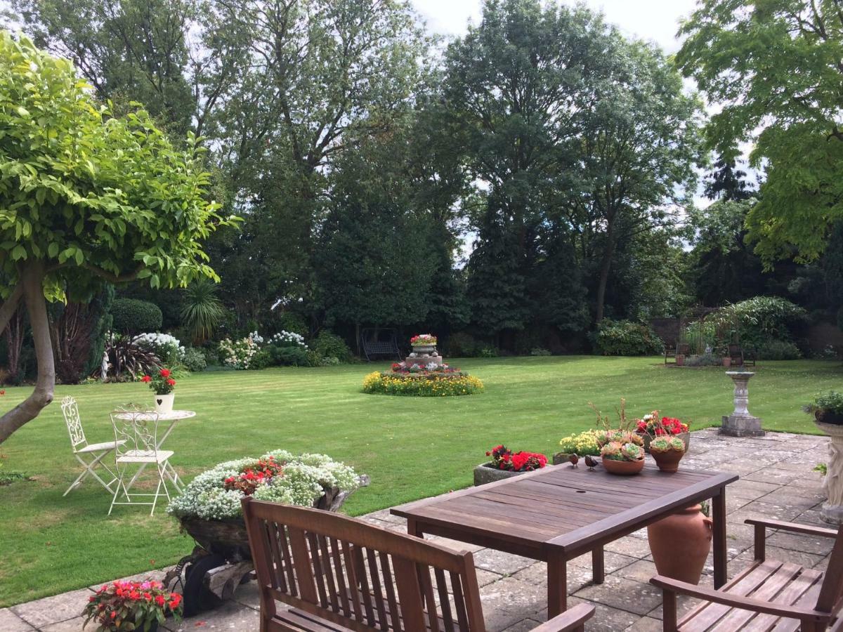 Little Manor Bed & Breakfast Cheltenham Exterior foto